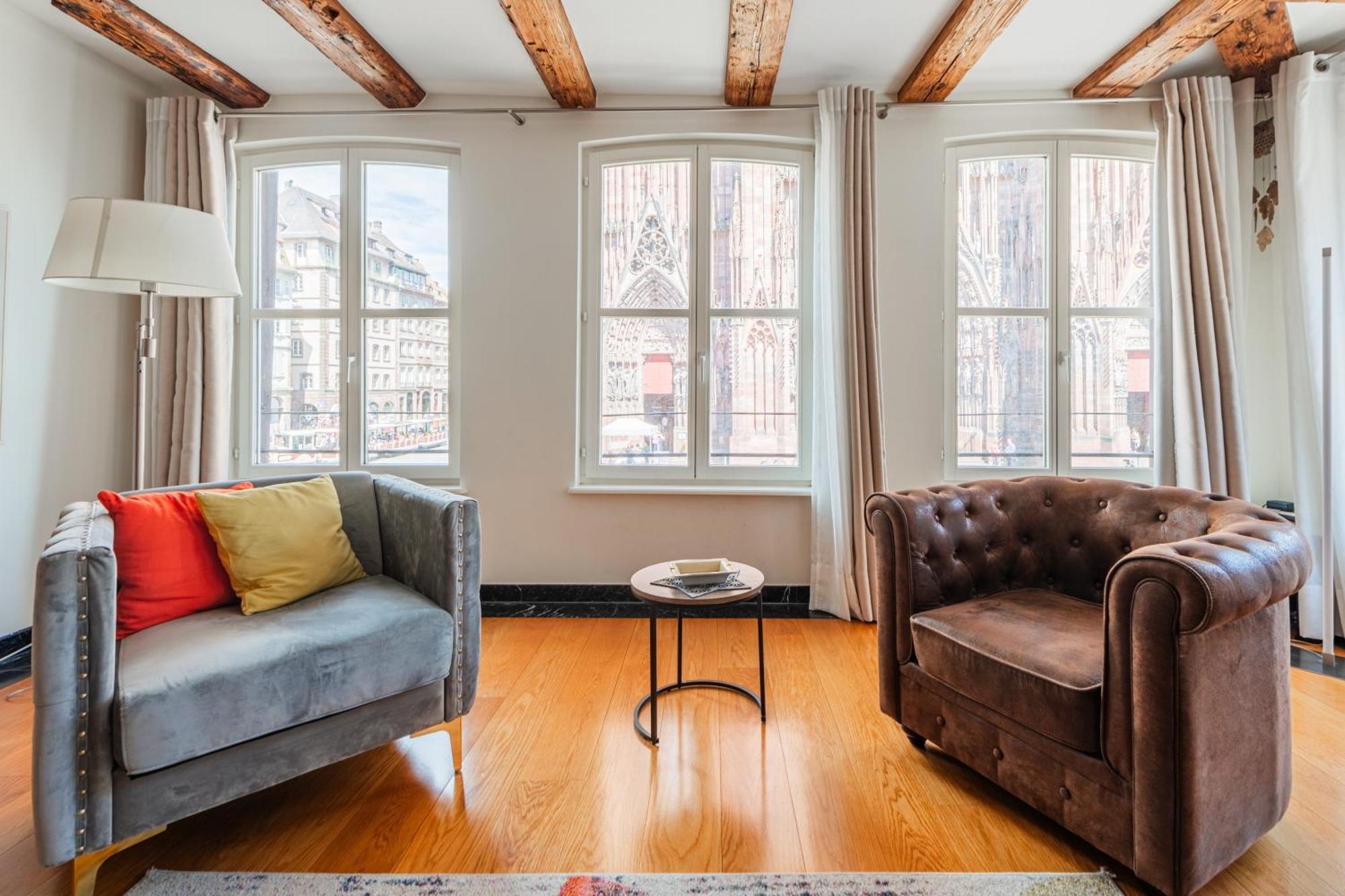 La Place De La Cathedrale - Superbe Appt Face A La Cathedrale Apartment